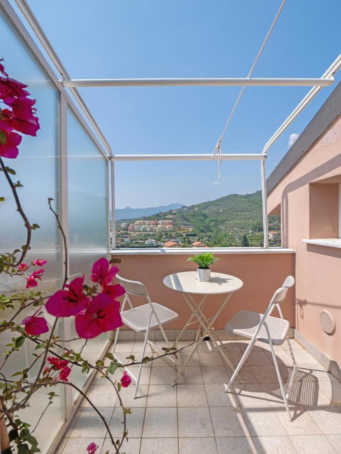 Apartamento Casa Felice - Mimosa&Pesco Pietra Ligure Exterior foto