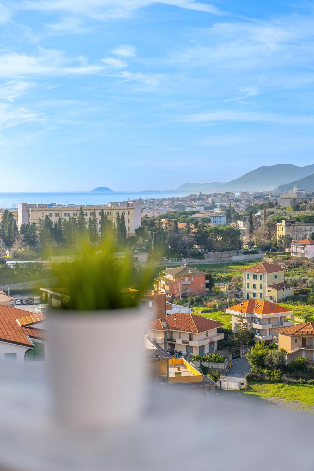 Apartamento Casa Felice - Mimosa&Pesco Pietra Ligure Exterior foto